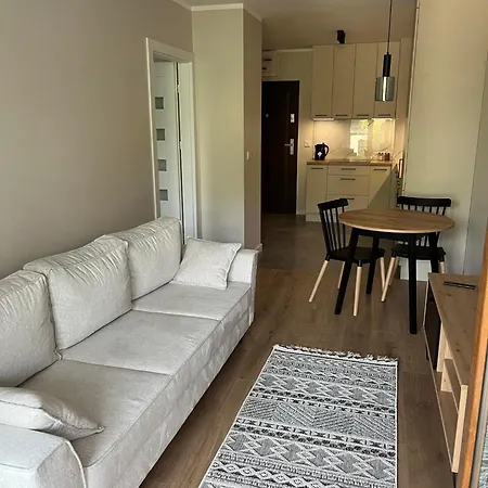 Apartament Przy Stacji Kolejowej Minsk Mazowiecki Exterior photo